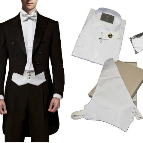 Frack mit Frackweiß bedeutet somit inklusive Frackweste, Frackhemd und Frackfliege