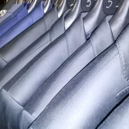 Schurwoll Anzüge mit AMF Stitching, working buttons und offenen Bein