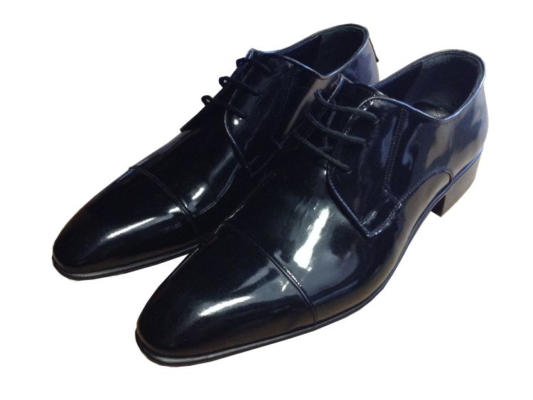 Lackschuhe in schwarz für den Bräutigam 