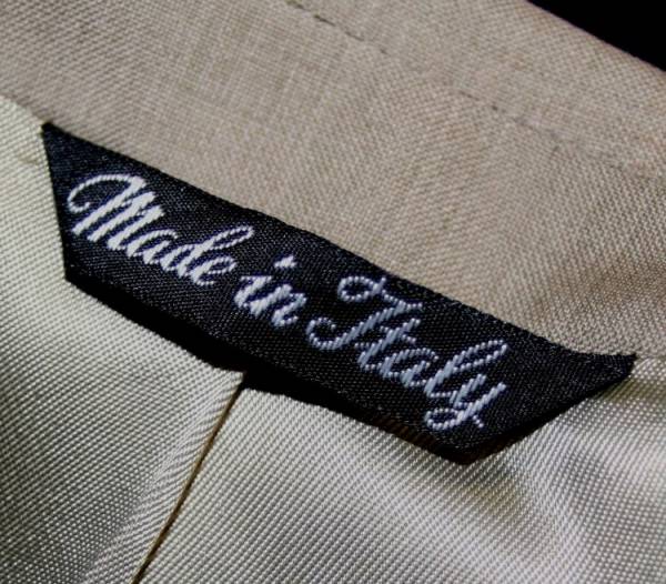 Made in Italy Sakko in beige in der Variante extra slim fit mit AMF KAnte