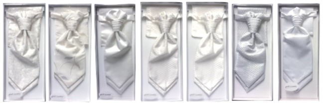 Hochzeitskrawatten bzw. Plastrons in hellen FArben wie elfenbein weiß ecru champagner creme